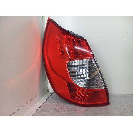 LAMPA TYLNA LEWA RENAULT SCENIC II 1.9 DCI 130KM 1.9 DCI 2006 2SK009467-01   8200474328 HELLA TED69 130 2963 