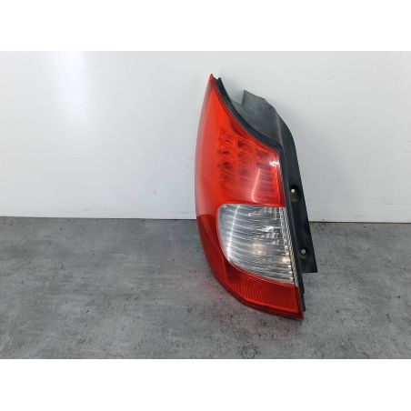 LAMPA TYLNA LEWA RENAULT SCENIC II 1.5 DCI 2006 8200474328-A HELLA NV676 86 2909 