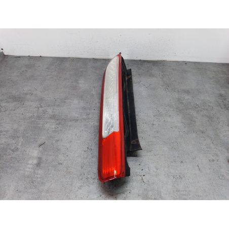 LAMPA TYLNA PRAWA FORD FOCUS II FL 1.6 TDCI 2011 8M51-13404-A F3 109 2870 