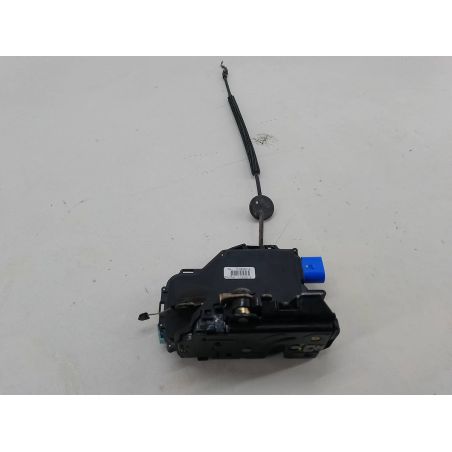 ZAMEK DRZWI PRAWY TYŁ VW GOLF V 1.9 TDI 90KM 1.9 TDI 2004 7L0839016 LC5F 90 3058 