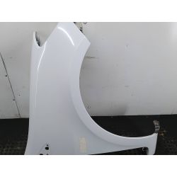 BŁOTNIK PRAWY PRZÓD RENAULT CLIO III 1.2 16V 75KM1.2 16V2006820025611875                                            