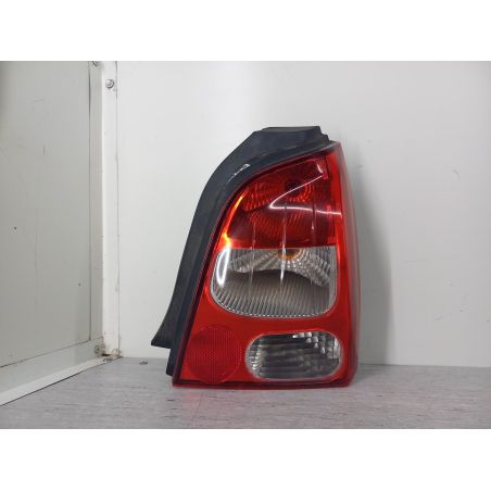 LAMPA TYLNA PRAWA RENAULT TWINGO II 1.2 16V 75KM 1.2 16V 2008 8200387889 NV676 75 3050 
