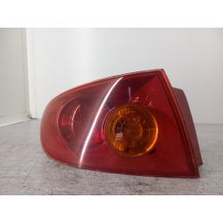 LAMPA TYLNA LEWA MAZDA 3 I 1.6 105KM1.6 i 16V200416W1053015                                            