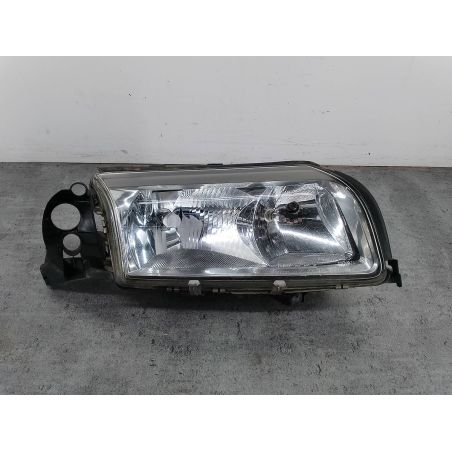 LAMPA PRZÓD PRAWA VOLVO S80 I 2.0 T 180KM 2.0 T 20V 2000 8620663 445-26 180 2964 