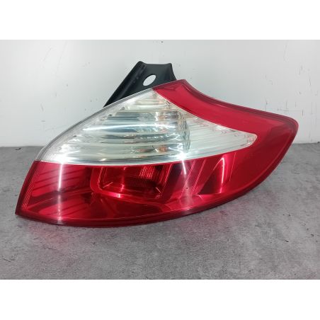 LAMPA TYLNA PRAWA RENAULT MEGANE III 1.6 16V 110KM 1.6 16V 2008 265500007R TED69 110 3069 