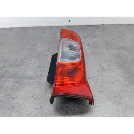 LAMPA TYLNA PRAWA CITROEN NEMO 1.4 8V 75KM 1.4 8V 2009 01353205080E 13202F 249 75 3162 