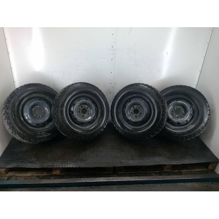 FELGI STALOWE KOMPLET 15 Z OPONAMI IVECO DAILY III 2.3 TD 2004 225/70R15 116 2422 6.0" 