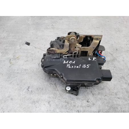 ZAMEK DRZWI LEWY PRZÓD VW PASSAT B5 FL 1.9 TDI 130KM 1.9 TDI 2004 LC5F 130 3101 