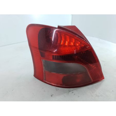 LAMPA TYLNA LEWA TOYOTA YARIS II 1.4 D4D 90KM 1.4 D-4D 2007 8T0 90 3146 
