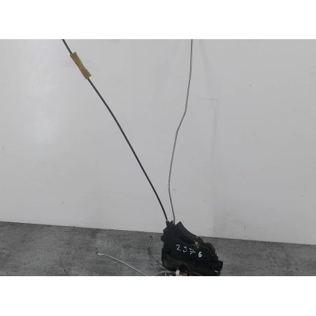 ZAMEK DRZWI PRAWY PRZÓD MITSUBISHI LANCER VIII  1.6 16V 98KM 1.6 16V 2004 A31B 98 2976 