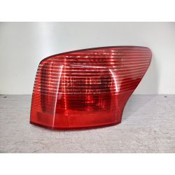LAMPA TYLNA PRAWA PEUGEOT 407 SW 2.0 HDI 136KM2.0 HDI2004EZW1362977                                            