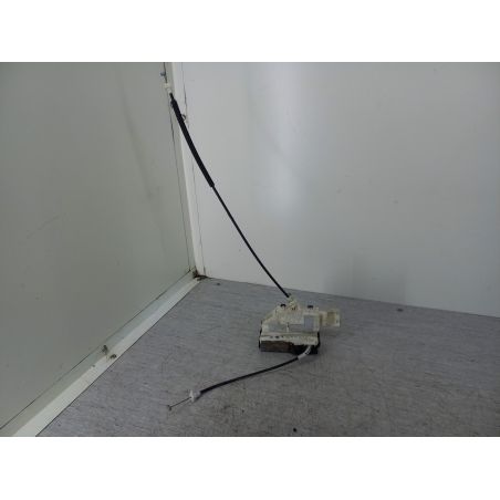 ZAMEK DRZWI PRAWY PRZÓD PEUGEOT 407 SW 2.0 HDI 136KM 2.0 HDI 2004 9659853780F00 EZW 136 2977 