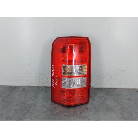 LAMPA TYLNA LEWA JEEP PATRIOT 2.4 16V 2007 PX8 170 3031 