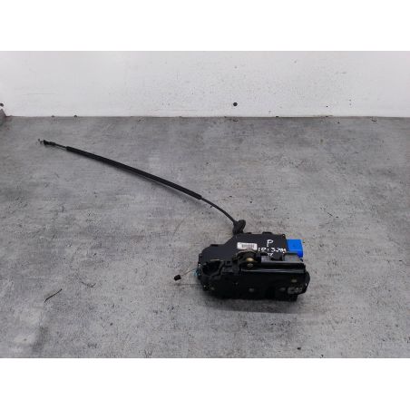 ZAMEK DRZWI PRAWY PRZÓD VW GOLF V 1.9 TDI 105KM 1.9 TDI 2005 3D1837016 LC5J 105 3209 