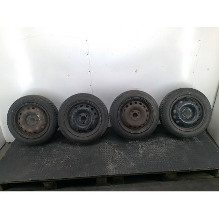 FELGI STALOWE KOMPLET 15 Z OPONAMI RENAULT CLIO III 1.6 16V 88KM 1.6 16V 2006 64A50C TEB66 88 2937 6.0" 