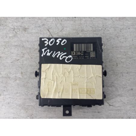 MODUŁ BSM RENAULT TWINGO II 1.2 16V 75KM 1.2 16V 2008 8200874481  BCM X44-L2 NV676 75 3050 