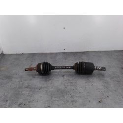 PÓŁOŚ LEWA PRZÓD KIA SORENTO I 2.4 139KM2.4 16V20056C1392484                                            