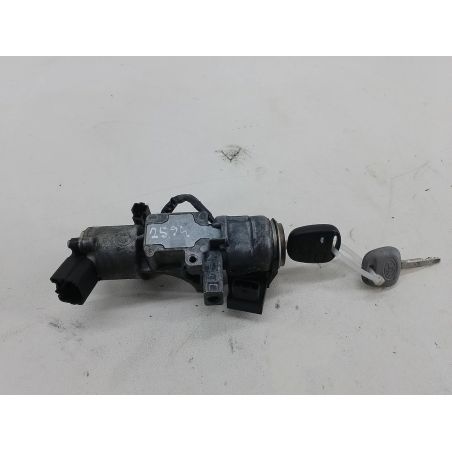 STACYJKA TOYOTA AVENSIS II T25 2.0 D-4D 126KM 2.0 D-4D 2008 N0501517/8 8S6 126 2594 