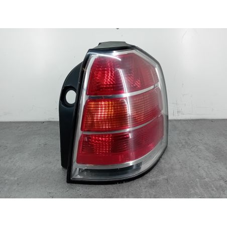 LAMPA TYLNA PRAWA OPEL ZAFIRA B 1.9 CDTI 150KM 1.9 CDTI 2005 24451843 Z20R 150 2399 