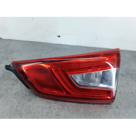 LAMPA TYLNA PRAWA W KLAPE NISSAN QASHQAI II 1.6 DCI 2014 265504EA5A  265504EA5B Z11 131 3134 