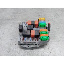 SKRZYNKA BEZPIECZNIKÓW ZEWNĘTRZNA FIAT LINEA 1.4 T-JET1.4 16V2008518153826121203155                                            