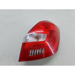 LAMPA TYLNA PRAWA SKODA FABIA II FL 1.2 HTP 60KM1.2 HTP20105J6945096 5J6945112 5J6945096A LF5A603341                                            