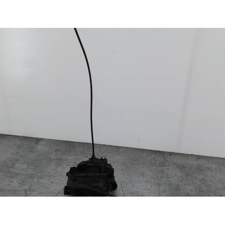 ZAMEK DRZWI LEWY PRZÓD RENAULT CLIO III 1.2 16V 75KM 1.2 16V 2008 OV727 75 3348 