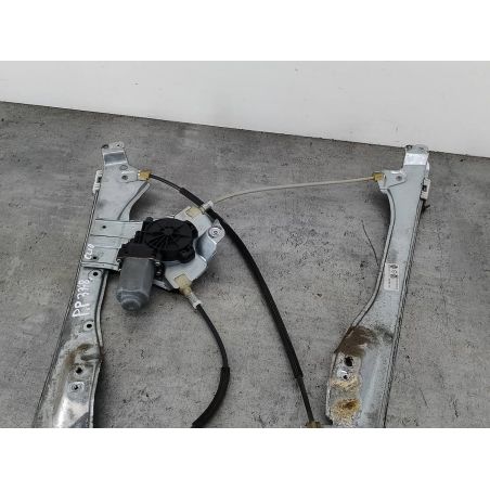 PODNOŚNIK SZYBY PRAWY PRZÓD RENAULT CLIO III 1.2 16V 75KM 1.2 16V 2008 8200291147/C      981283-103 OV727 75 3348 