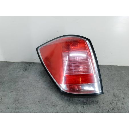 LAMPA TYLNA LEWA OPEL ASTRA H 1.9 CDTI 100KM 1.9 CDTI 2006 24451838 Z157 100 3362 