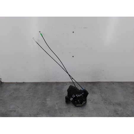 ZAMEK DRZWI PRAWY PRZÓD TOYOTA AVENSIS II T25 2.0 VVT-I 147KM 2.0 VVT-I 2006 1C0 147 3180 