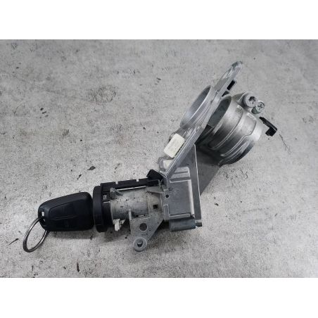 STACYJKA OPEL ZAFIRA B 1.7 CDTI 125KM 1.7 CDTI 2008 2421430  N0501881 VALEO Z20R 125 3373 