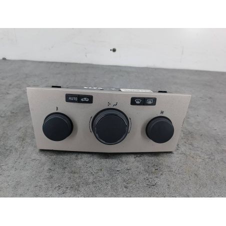 PANEL NAWIEWU OPEL ZAFIRA B 1.7 CDTI 125KM 1.7 CDTI 2008 13250621 Z20R 125 3373 