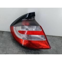LAMPA TYLNA LEWA MERCEDES-BENZ KLASA C W203 1.8 16V C1602005A2038202564 KZC1971223437                                            