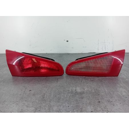 LAMPY KOMPLET W KLAPĘ ALFA ROMEO 147