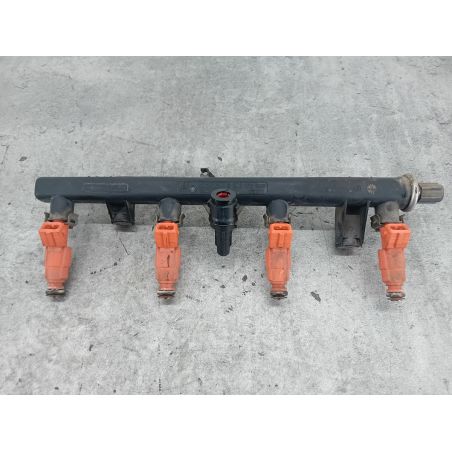 LISTWA WTRYSKOWA BENZYNA ALFA ROMEO 147