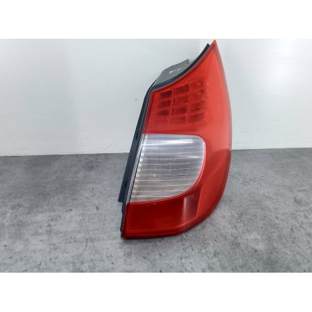 LAMPA TYLNA PRAWA RENAULT SCENIC II 2.0 16V 136KM 2.0 16V 2007 8200474327-A TED69 135 3381 