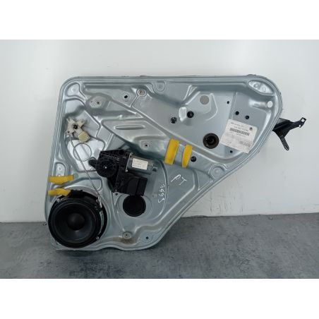 PODNOŚNIK SZYBY PRAWY TYŁ SKODA SUPERB I