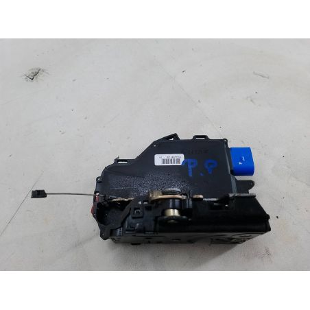 ZAMEK DRZWI PRAWY PRZÓD VW GOLF V 1.9 TDI 105KM 1.9 TDI 2004 3D1837016 LA7W 105 3472 