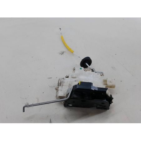 ZAMEK DRZWI PRAWY PRZÓD AUDI A3 8P/8PA/8P7