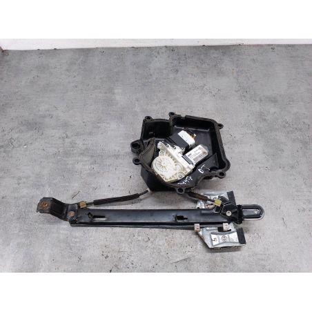 PODNOŚNIK SZYBY PRAWY TYŁ SEAT LEON II