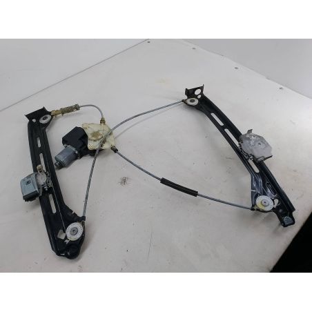 PODNOŚNIK SZYBY PRAWY PRZÓD Z STELAŻEM VW BEETLE 2.0 TSI 200KM  2.0 TSI 2011 6R0959802BC LD7X 200 3493 