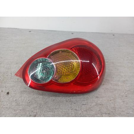 LAMPA TYLNA PRAWA TOYOTA AYGO I