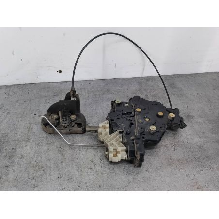 ZAMEK DRZWI PRZESUWNYCH PRAWYCH VW CADDY III 1.9 TDI 105KM 1.9 TDI 2005 2K0843654P LP2C 105 3414 