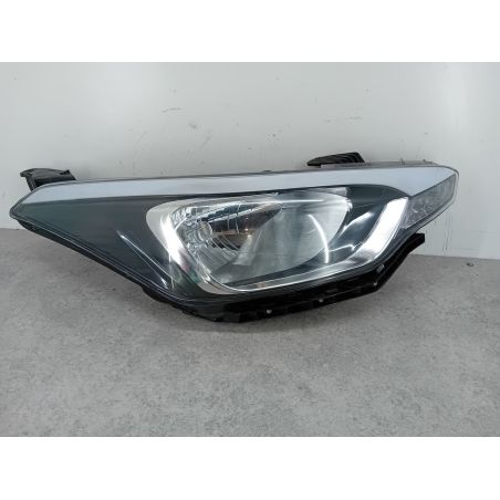 LAMPA PRZÓD PRAWA HYUNDAI I20 II