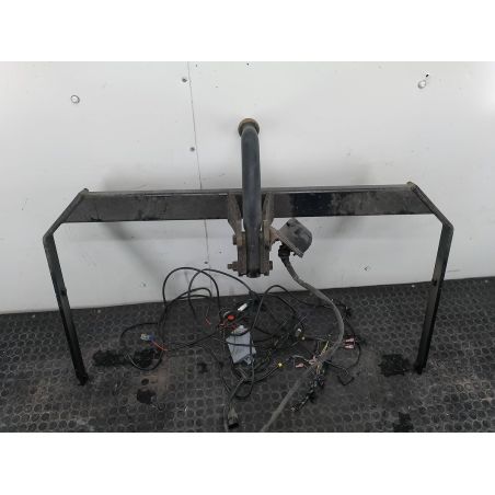 HAK HOLOWNICZY FORD FOCUS II