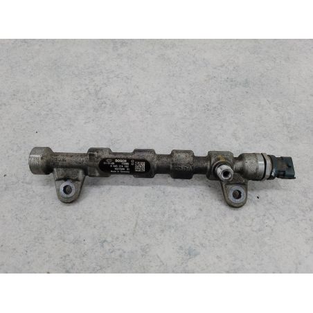 LISTWA WTRYSKOWA DIESEL OPEL COMBO D 1.6 CDTI 105KM 1.6 CDTI 2011 55215208 5PU 105 3206 