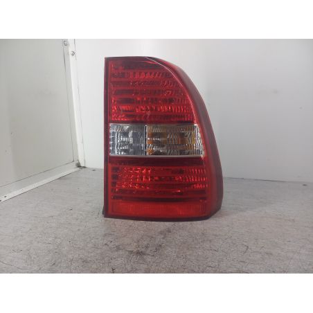LAMPA TYLNA PRAWA KIA SPORTAGE II