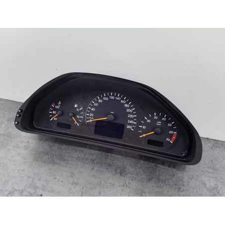 LICZNIK MERCEDES-BENZ KLASA E W210