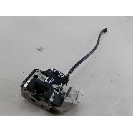 ZAMEK DRZWI LEWY PRZÓD FIAT DOBLO I