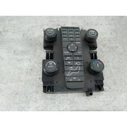 PANEL NAWIEWU VOLVO S40 II 1.6 100KM1.6 16V200630737669ID331003315                                            